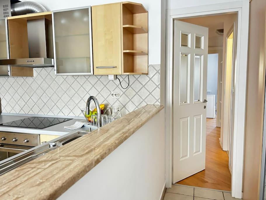 Sea View Apartment 스플리트 외부 사진